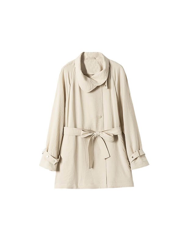 Crushable silk travel coat 18mm momme weight, slouchy foldable design for carry-on