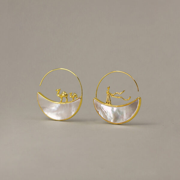 S925 Elegant White Shell Earrings