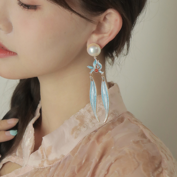 Oriental Long Serenity Blue Earrings