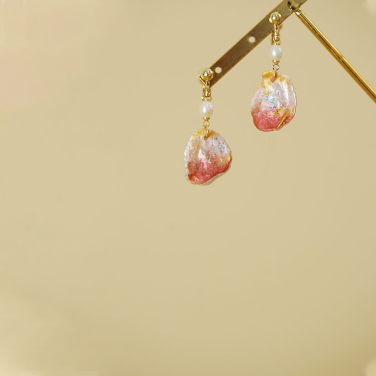 Pink Shell Pearl Earrings