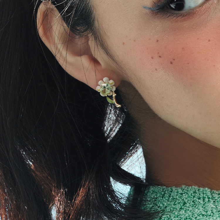 Summer Silver Flowers Needle Earrings