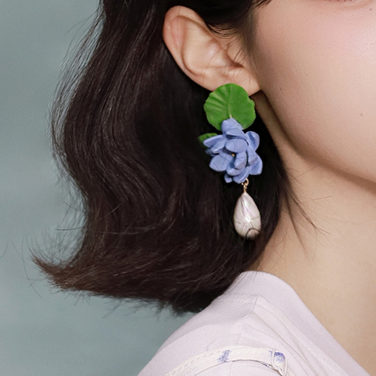 Water Lily Drop Shape Earrings