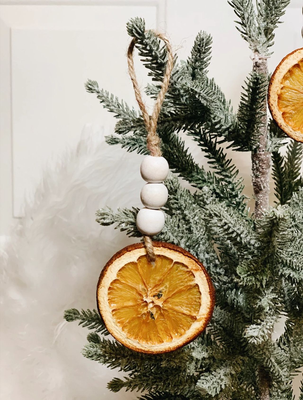 DIY Homemade Eco-Friendly Christmas Decoration