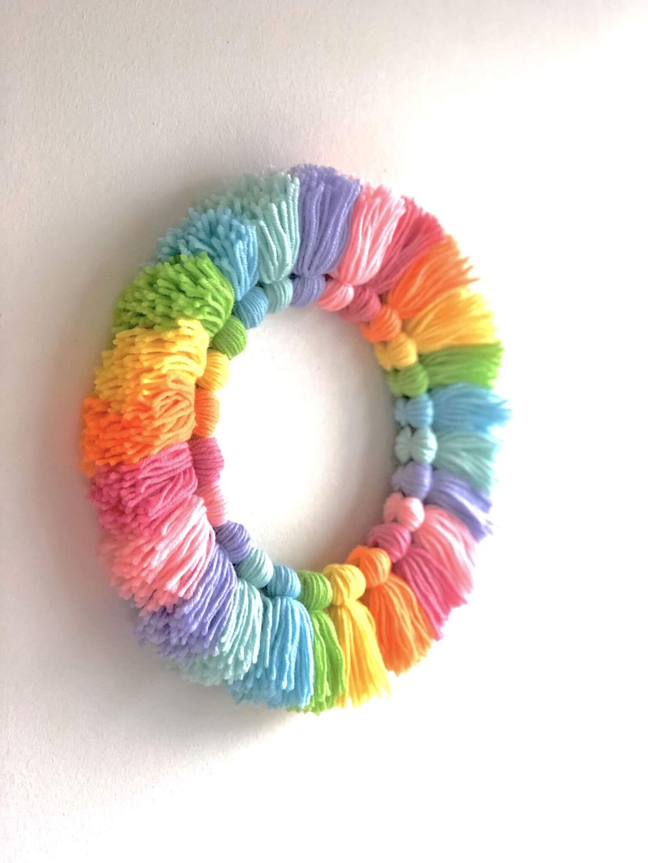 DIY Rainbow Garland Decoration |How to make a colorful tassel wreath