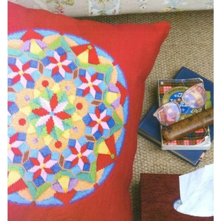 Free cross stitch drawings 05 – Mandala 1