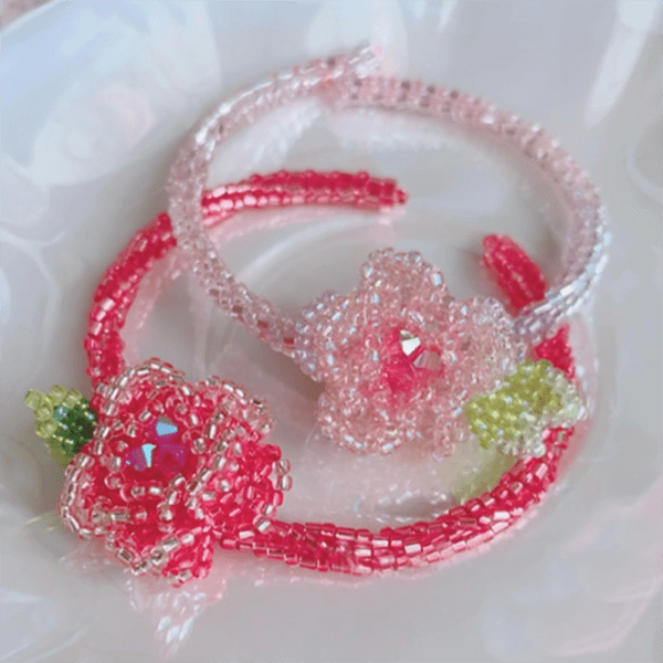 Handmade Beaded Glaze Rose Bracelet
