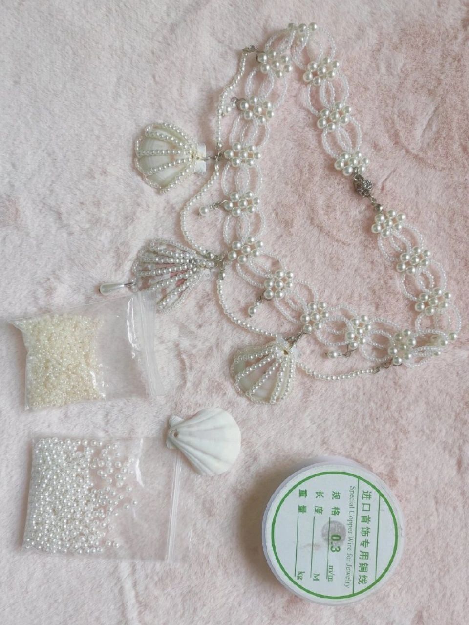 Pearl shell necklace (with tutorial)