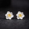 S925 Silver Original Design Simple Daffodil Stud Earrings