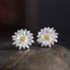 S925 Silver Simple Daisy Stud Earrings