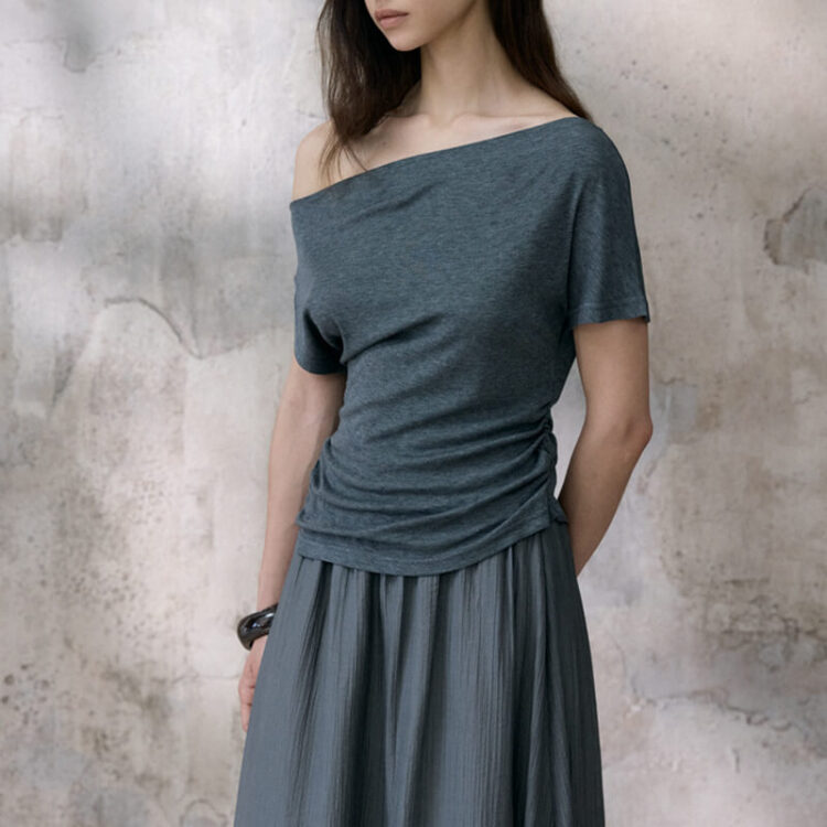 100% Tencel Retro Off-the-shoulder Top