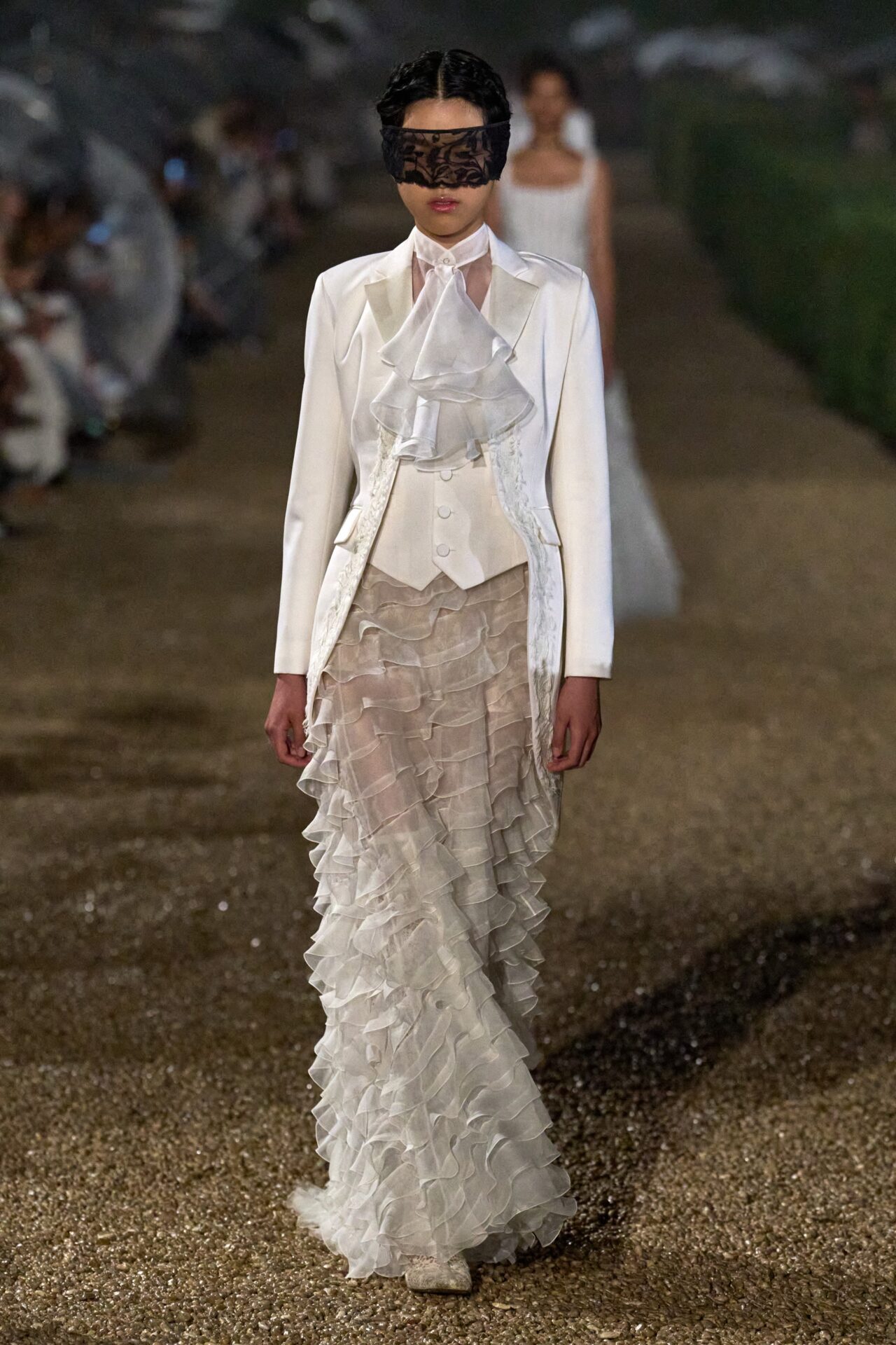 Christian Dior 2025 Fall Haute Couture Show 12 10015 3