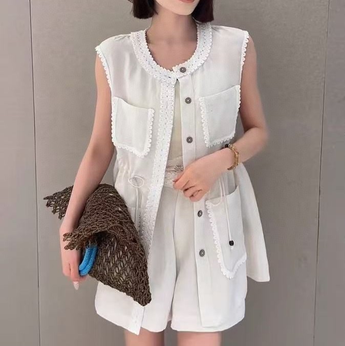 Lace patchwork vest elastic waist casual shorts set (with waist rope)