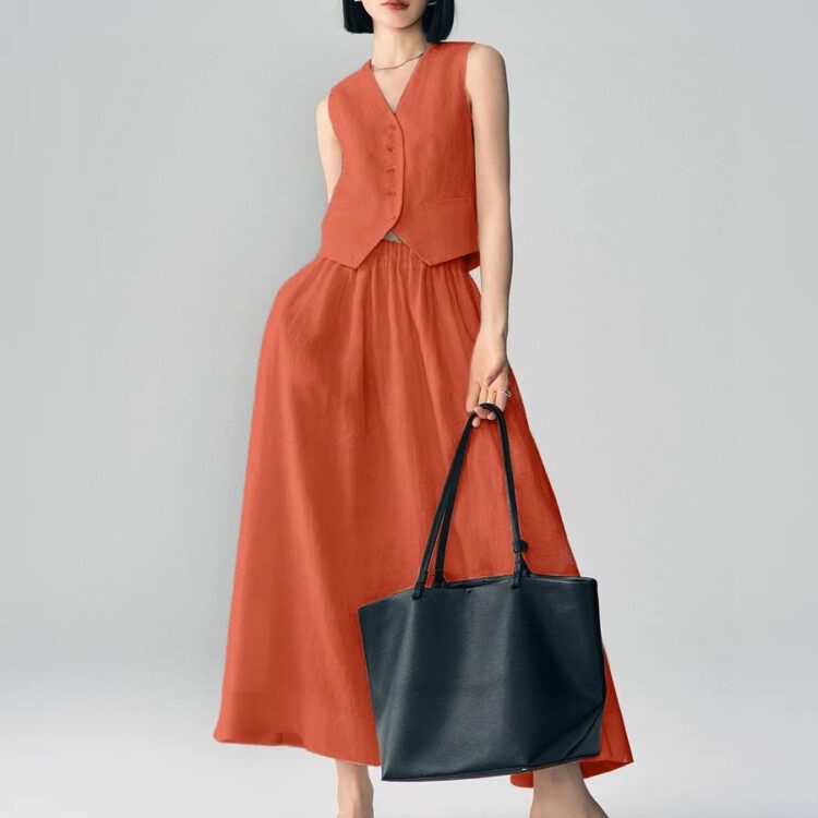 Minimalist high-end V-neck vest and elastic waist A-line skirt set