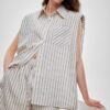 Cool sleeveless shirt and casual shorts set