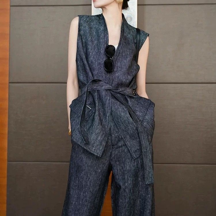 High-end vest and high-waist wide-leg casual pants set (with belt)