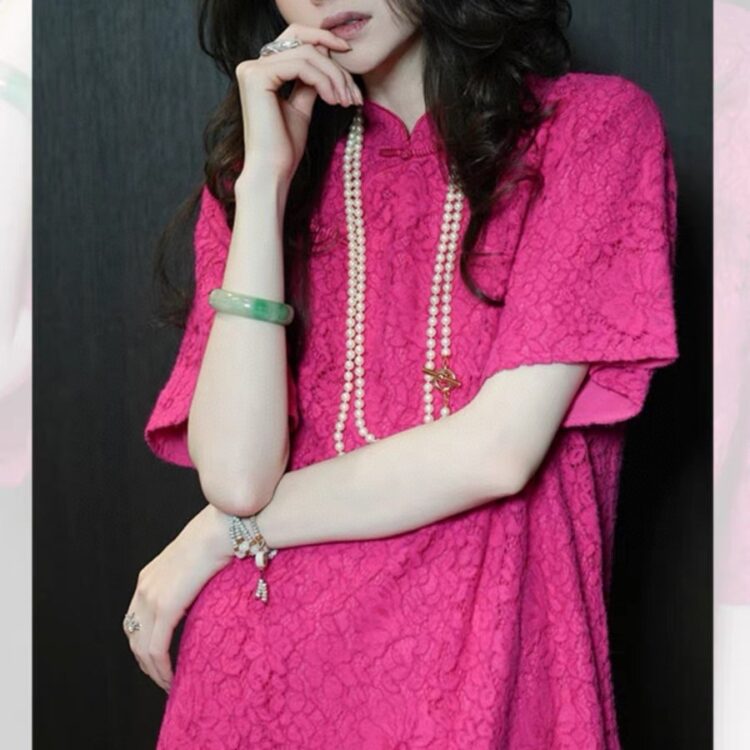 Three-dimensional lace retro buttoned Chinese style dress