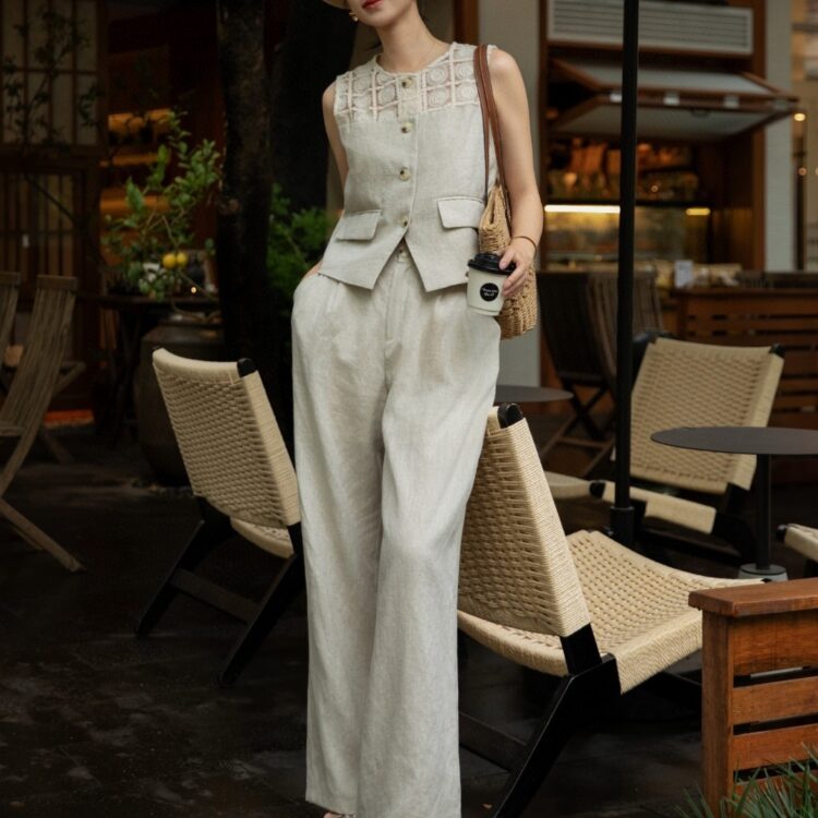 Hollow lace patchwork sleeveless vest and casual wide-leg pants two-piece set