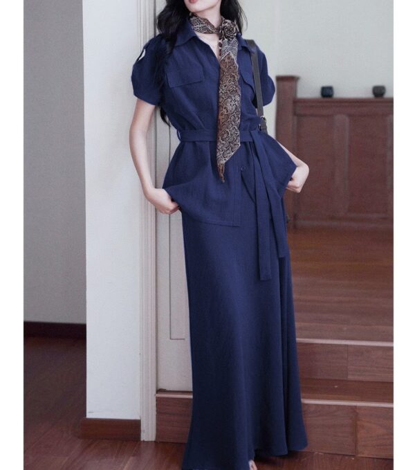 Light mature lady style shirt and skirt two-piece set (with belt)