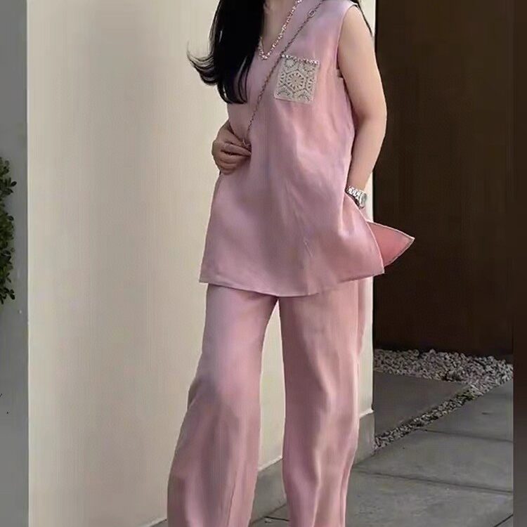Enzyme-washed heavy-duty beaded vest and high-waist elastic waist wide-leg two-piece set