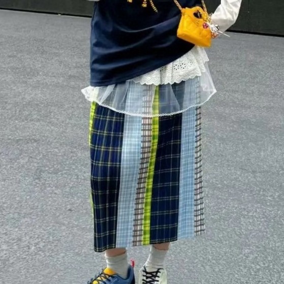 Pressed pleated plaid slimming skirt