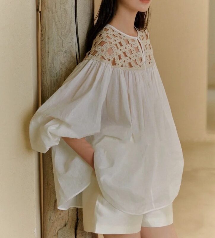 French retro hollow splicing lantern sleeve loose top