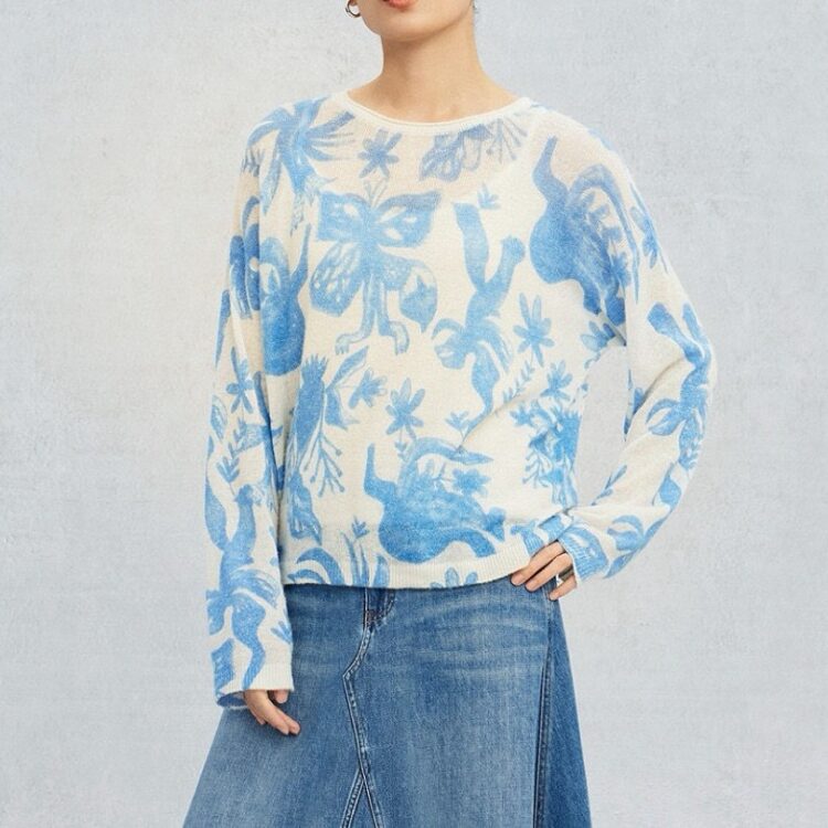 Women's linen cashmere blue and white floral print light knit sweater