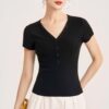 Simple casual V-neck short-sleeved sweater (33% wool)