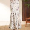 Satin white printed fishtail skirt