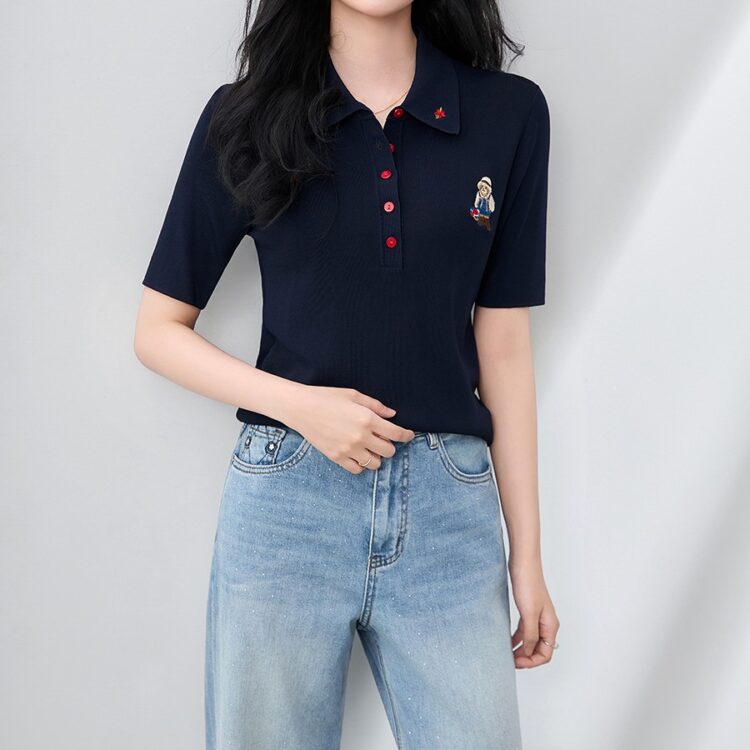 Apricot and navy lapel knit top with bear embroidery