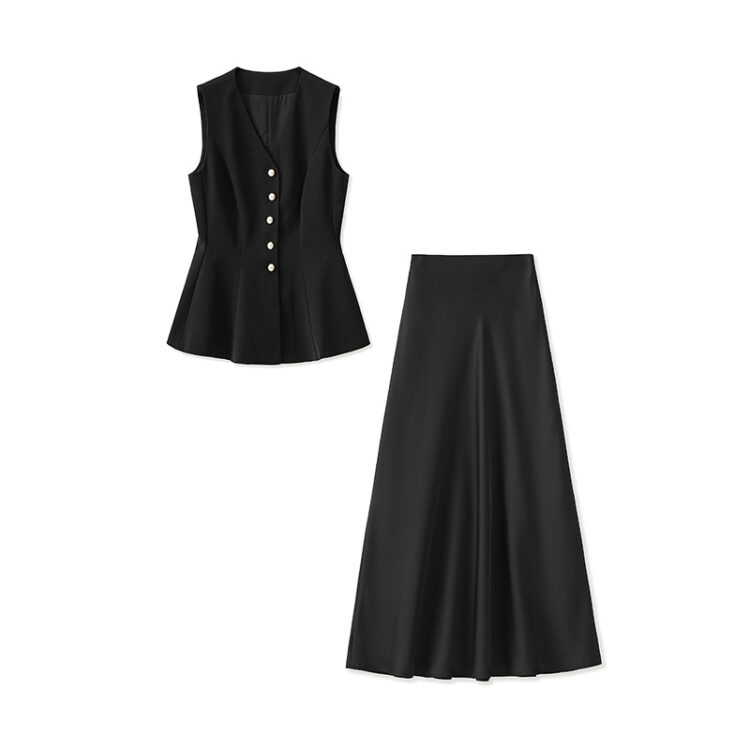Black sleeveless top and fishtail skirt two-piece set