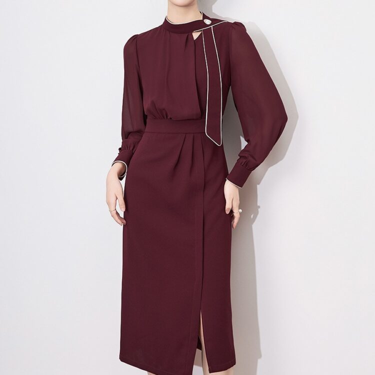 Chic streamer round neck hip wrap dress