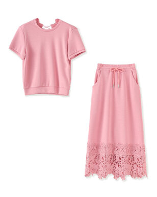 Commuter crew neck top and loose lace skirt set