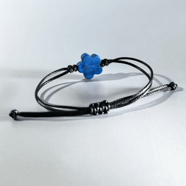 Hand Carved Sandalwood Blue Flower Bracelet 4