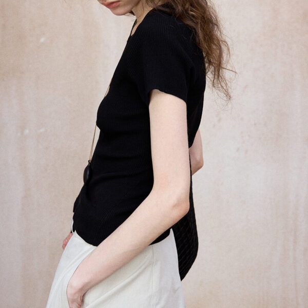 Open Back T shirt 7