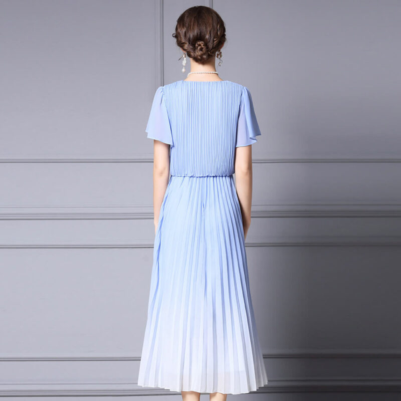 Resort Style Fake Two Piece Tudded Pleated Gradient Blue Dress 5