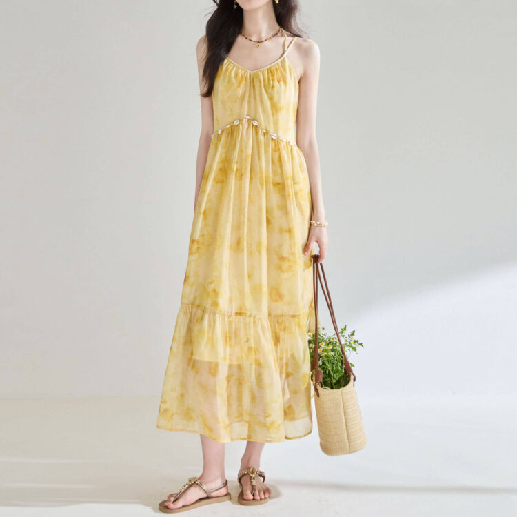 Resort-style Retro Yellow Floral Suspender Dress