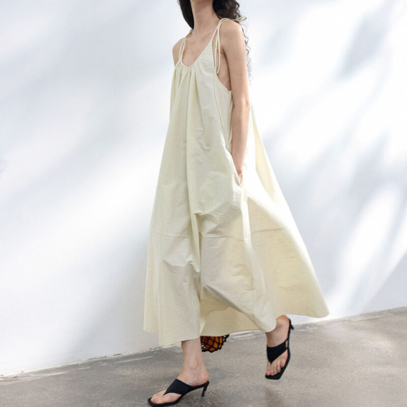 Resort style U neck Sling Dress With Pleated Collar 2