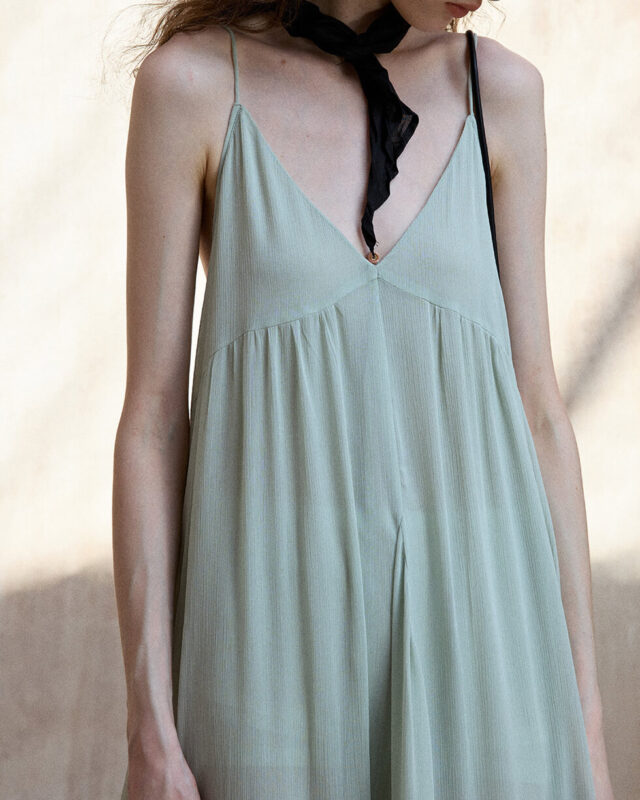Resort style irregular tulle suspender skirt 15