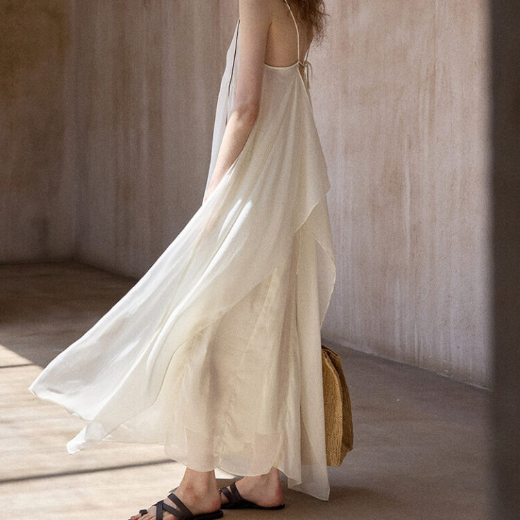 Resort-style Irregular Tulle Suspender Dress