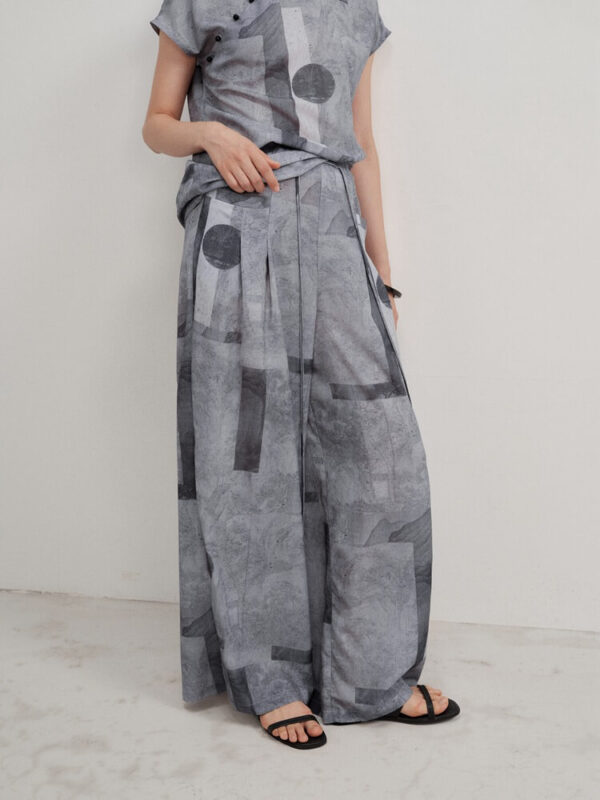 Retro Wasteland Style Printed Casual Straight and Wide Leg Trousers 3