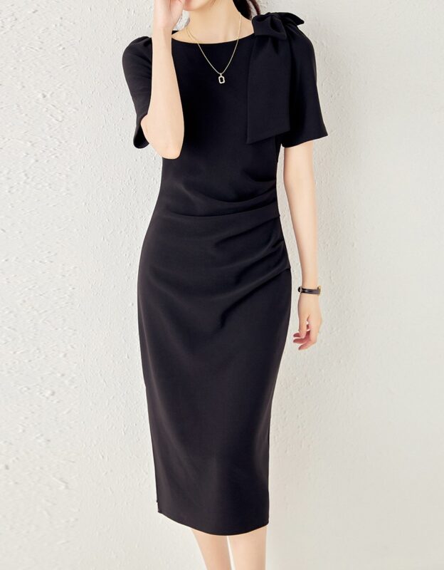Round neck and big bow slim fit hip dress 1