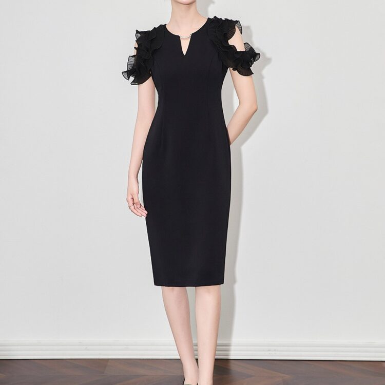 Ruffled off-shoulder hip dress