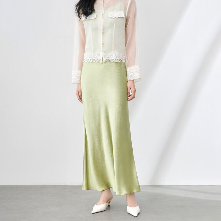 Solid color acetate satin slit fishtail long skirt