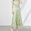 Light green stand collar sleeveless top and skirt two-piece set
