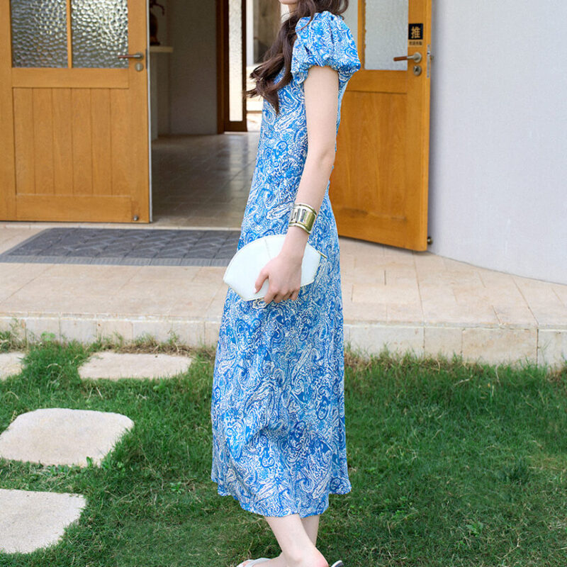 Summer Blue Silk Resort Style Blue and White Porcelain Print Dress 4