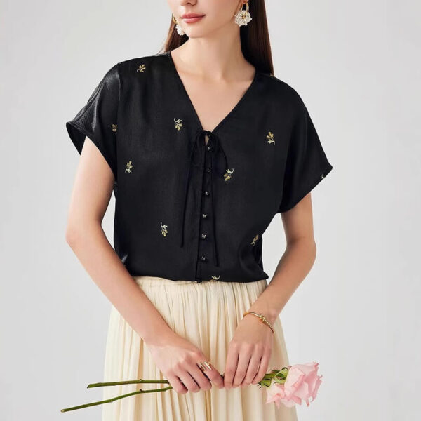 Summer Retro Black Silk Embroidered Top 4