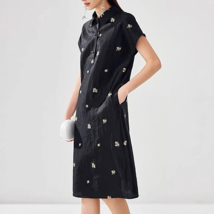 Summer Silk Xiangyunsha Embroidered Dress