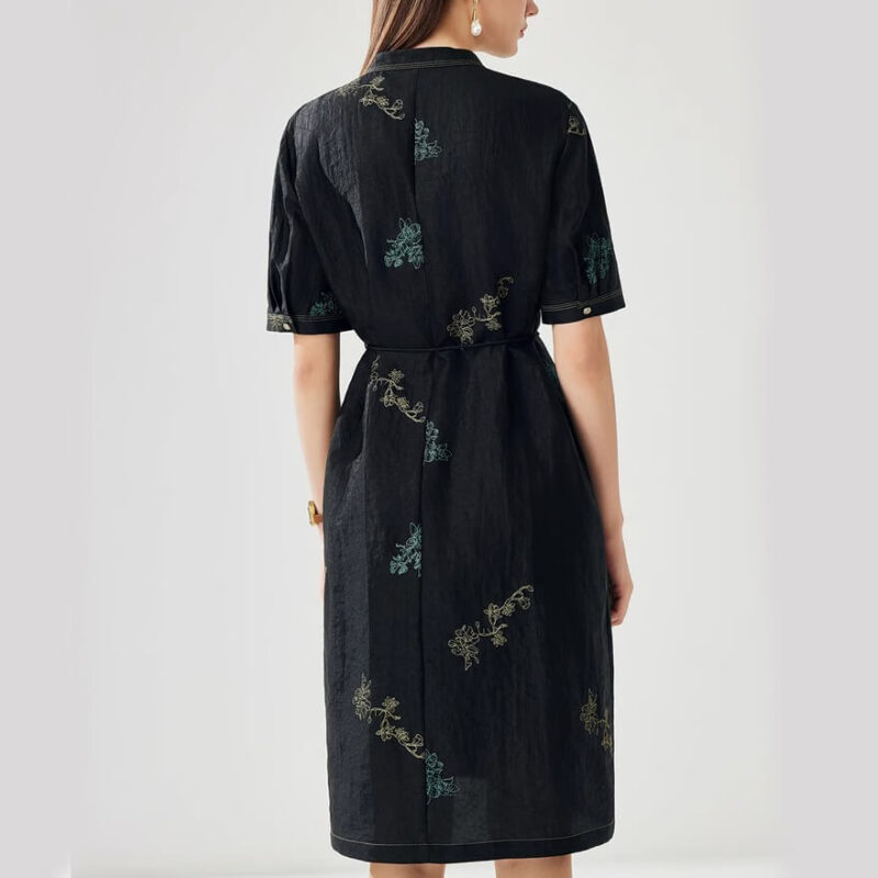 Summer Silk Xiangyunsha Embroidered V-neck Retro Midi Dress