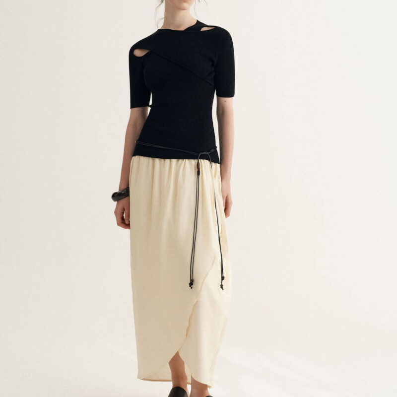 Summer Tencel Off-the-shoulder Short-sleeved Knitted T-shirt