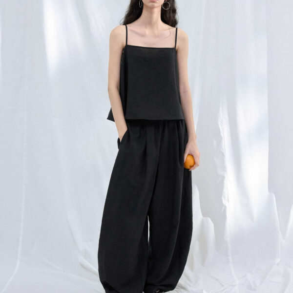 Textured Linen Cotton Slit Sleeveless Camisole 4